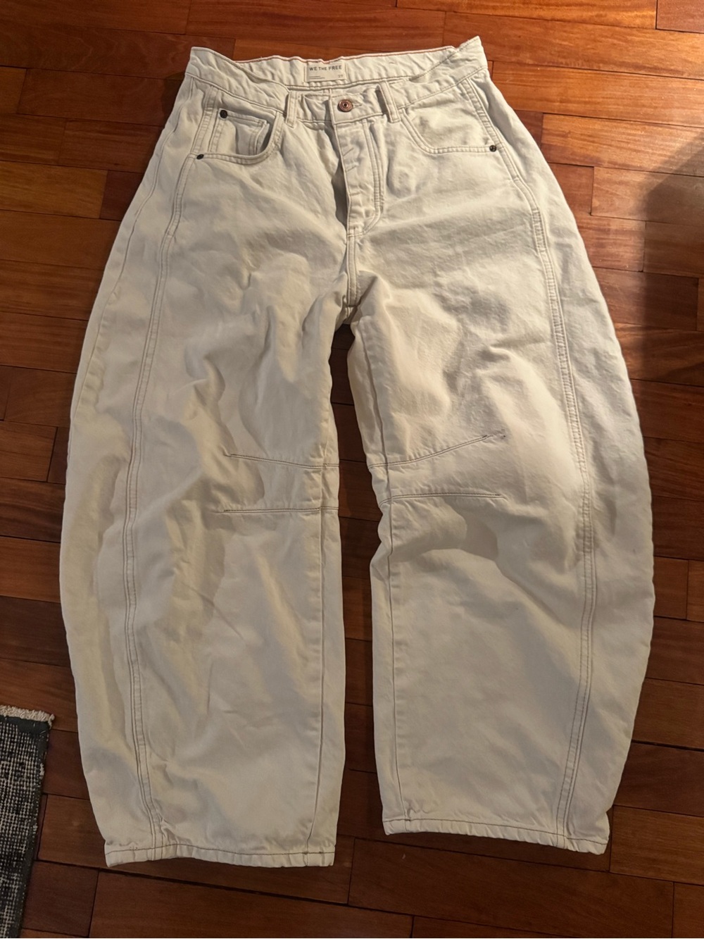 Free People - We The Free Good Luck Mid-Rise Barrel Jeans - Color Milk